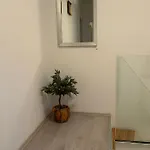 Lili
