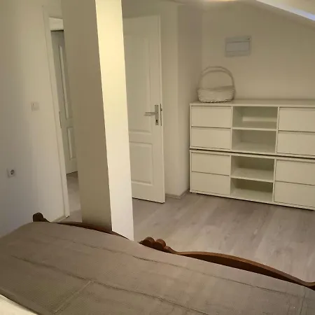 Lili *